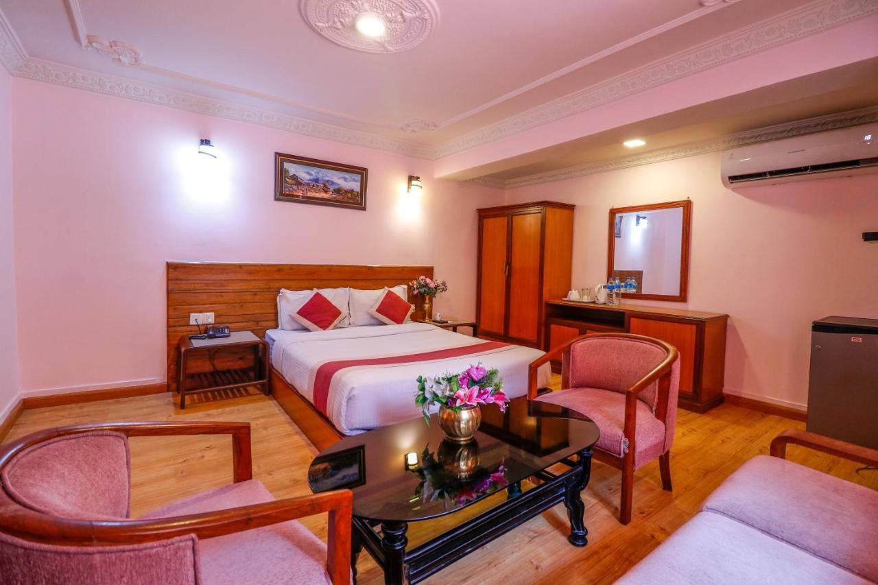 Hotel Blue Horizon Kathmandu Exteriör bild