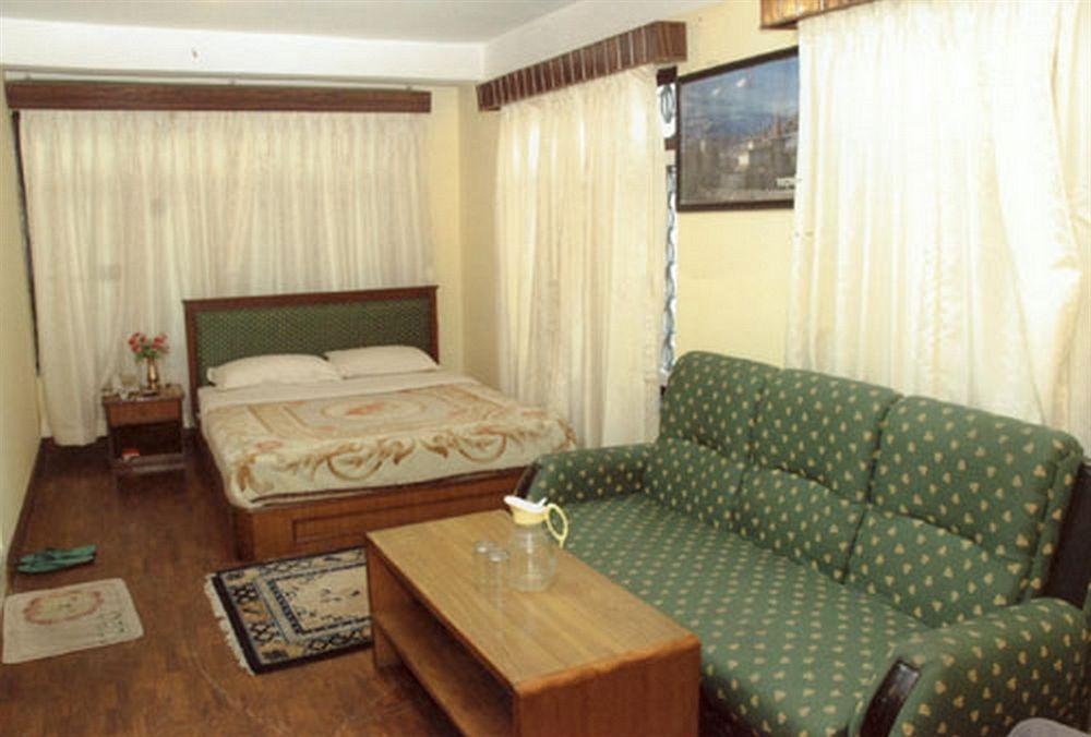 Hotel Blue Horizon Kathmandu Exteriör bild